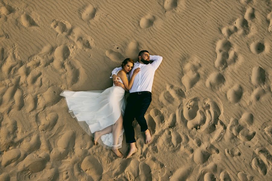 Wedding photographer Wojtek Hnat (wojtekhnat). Photo of 15 August 2019