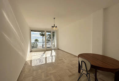 Apartment with terrace 4