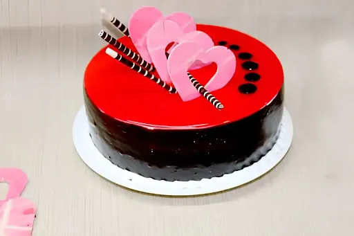 Chocolate Strawberry Cake