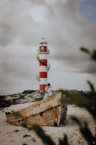 Fotografo di matrimoni Omar Y Dani Milla (vidalinda). Foto del 14 settembre 2020