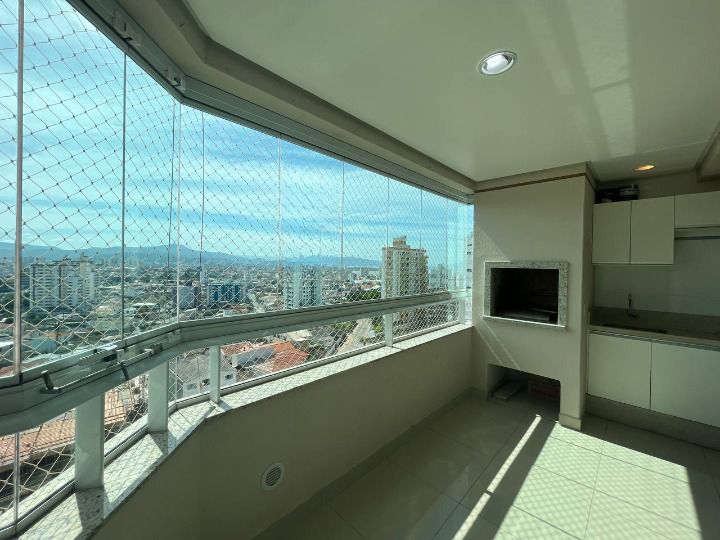 Apartamentos à venda Coqueiros