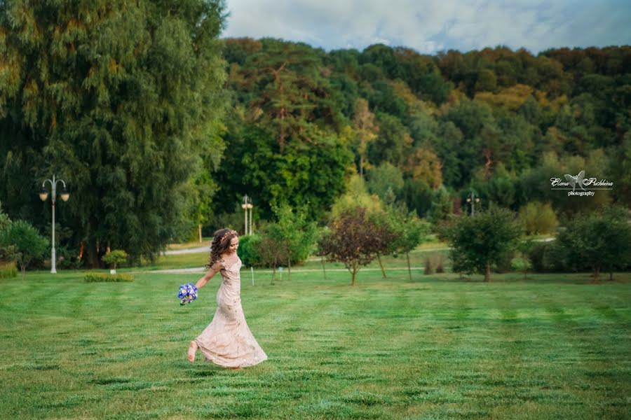 Fotógrafo de bodas Elena Puchkina (superpuchkina). Foto del 16 de diciembre 2015