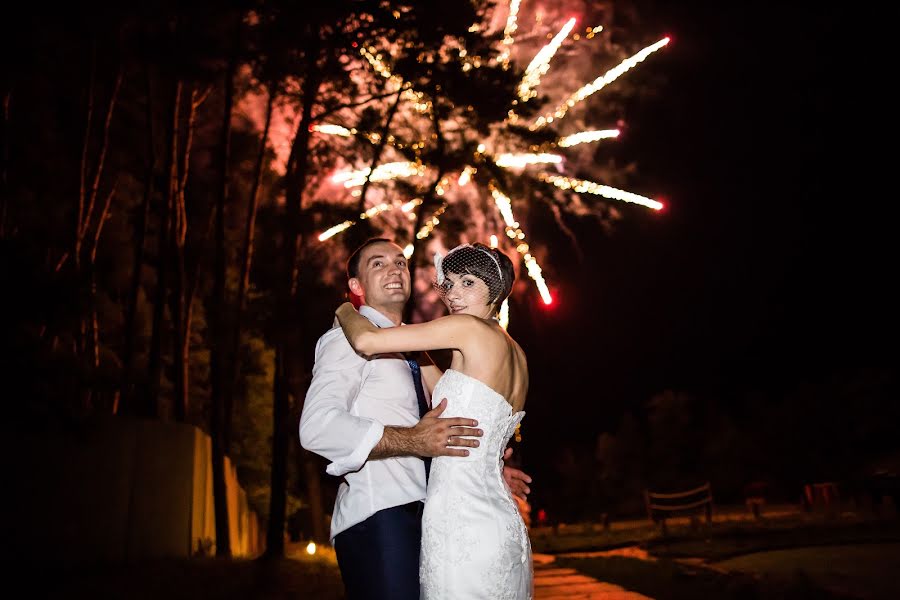 Fotografo di matrimoni Elena Metelica (elenandroma). Foto del 13 marzo 2015