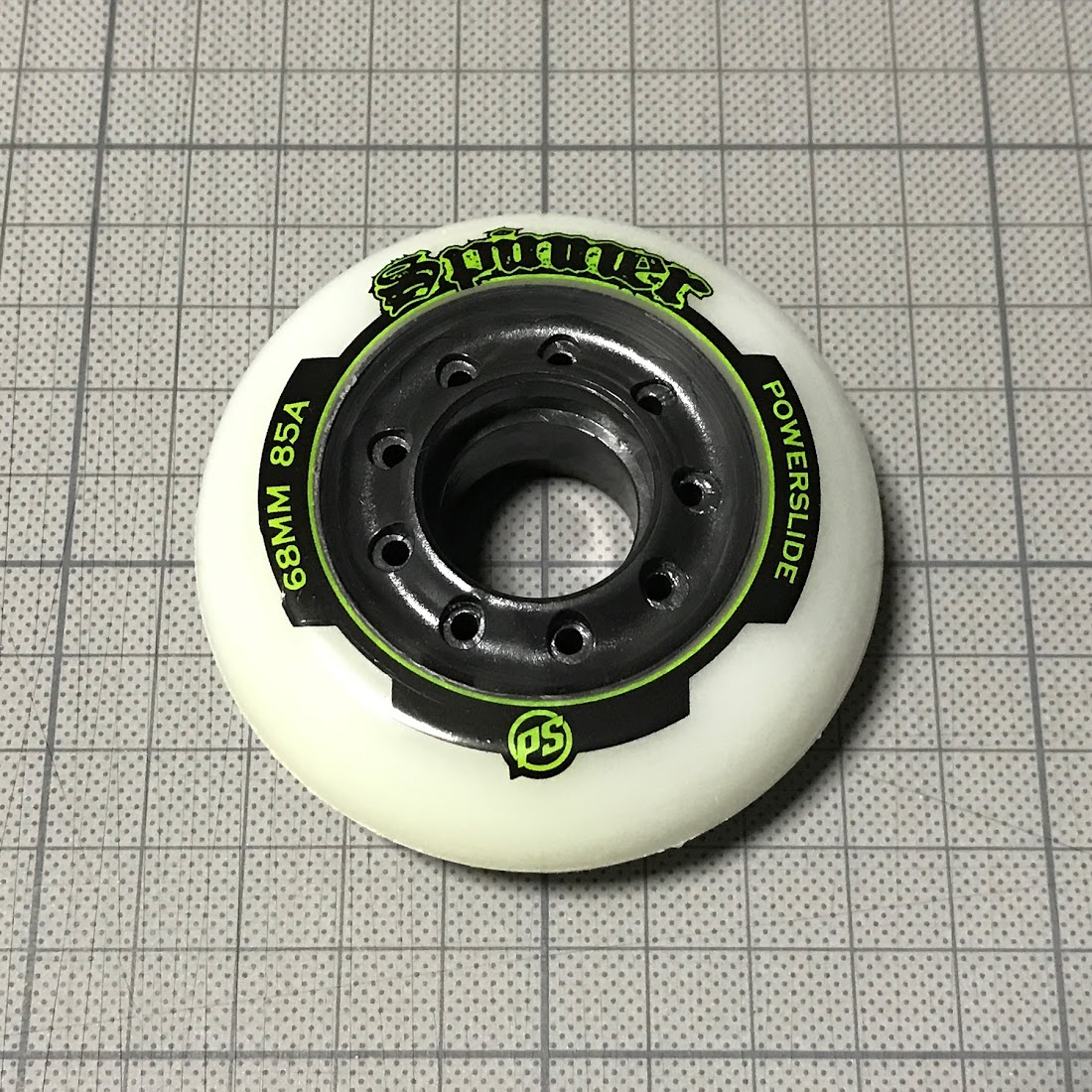 Powerslideの「Spinner 68mm/85A」