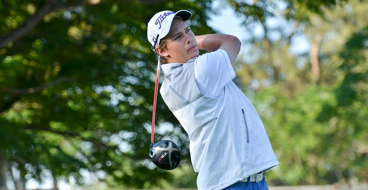 Tyran Snyders from Western Province opened up a two shot lead in the opening round of the Nomads SA Boys Under-19 Stroke Play at Humewood Golf Club on Monday.