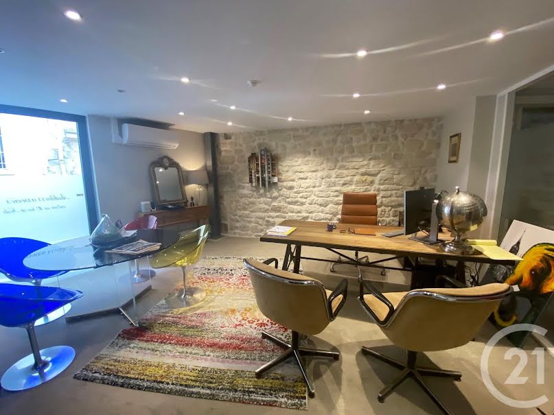 Location  appartement 12 pièces 252.4 m² à Paris 6ème (75006), 15 720 €