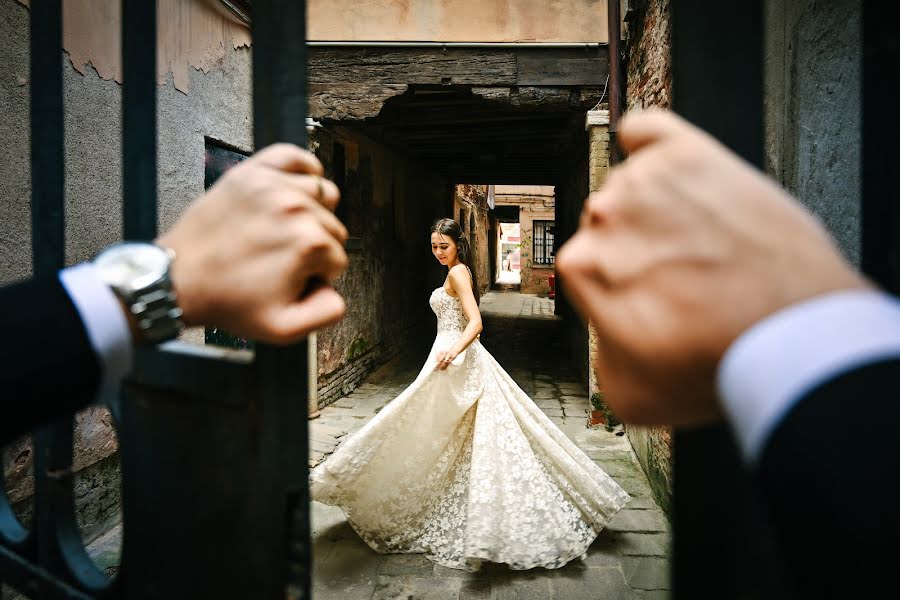 Wedding photographer Andrei Chirvas (andreichirvas). Photo of 10 October 2023