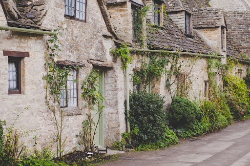 Building Surveys on Historic Buildings and Grade 1 or 2 listed buildings