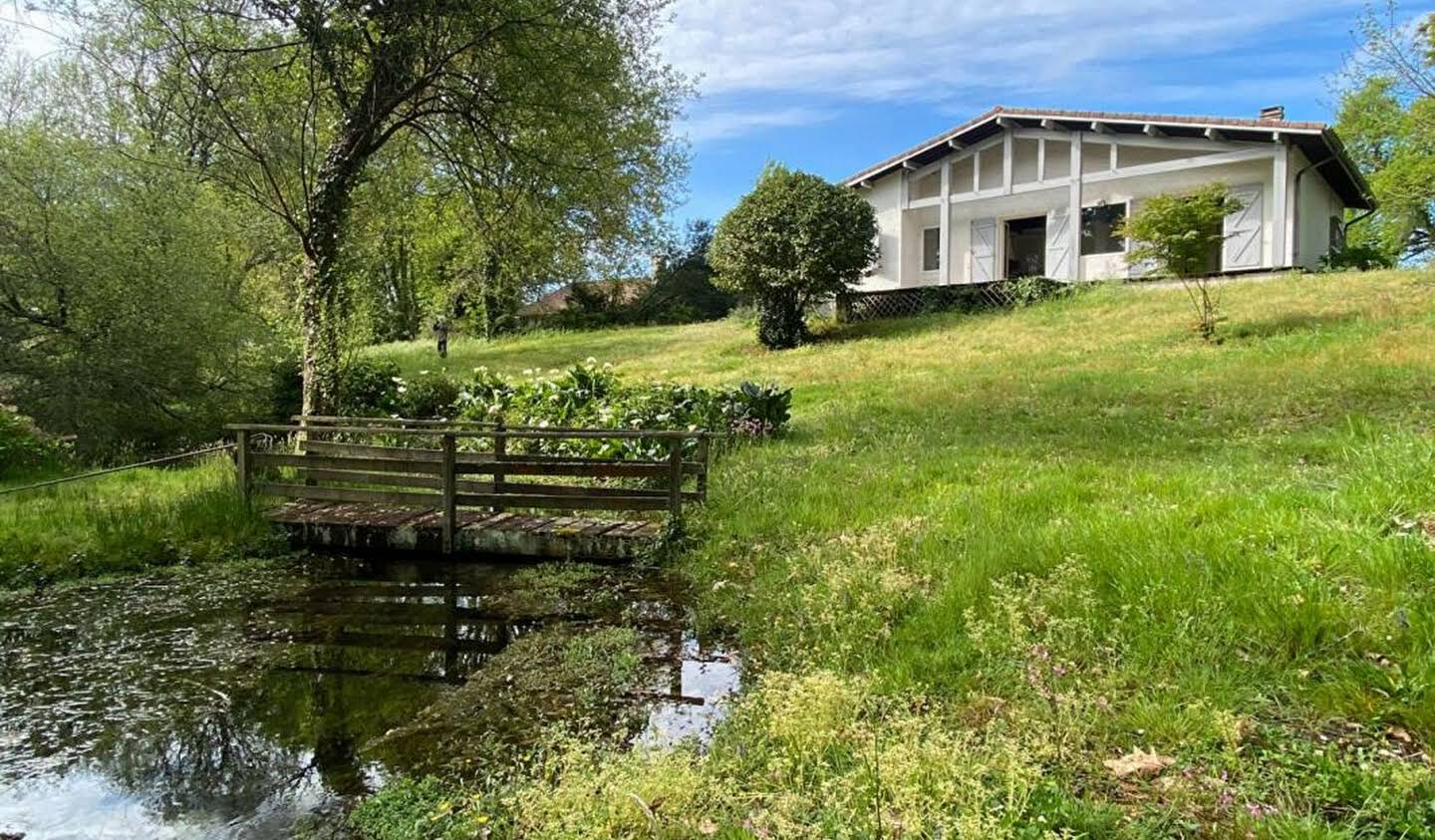 House with pool and terrace Soustons