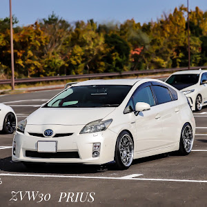 プリウス ZVW30