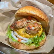 Yo's Burger 尤斯手作漢堡寵物友善餐廳