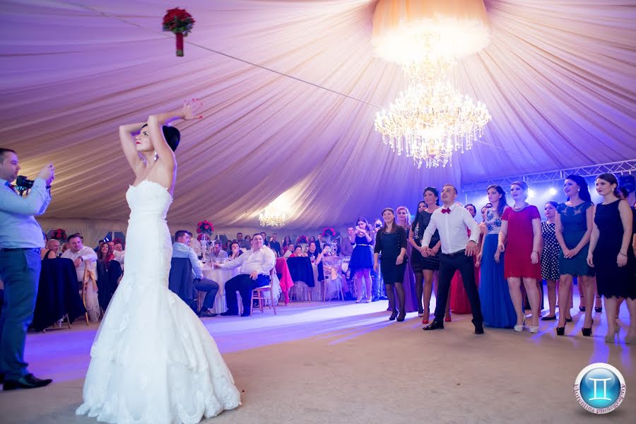 Fotógrafo de casamento Florentina Gurrieri (florentinagurri). Foto de 10 de abril 2016