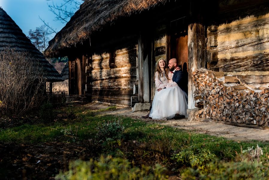 Fotografo di matrimoni Robert Baran (robinn). Foto del 17 gennaio 2020