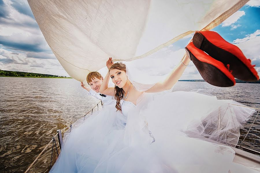 Wedding photographer Aleksandr Bystrov (alexfoto). Photo of 27 October 2013