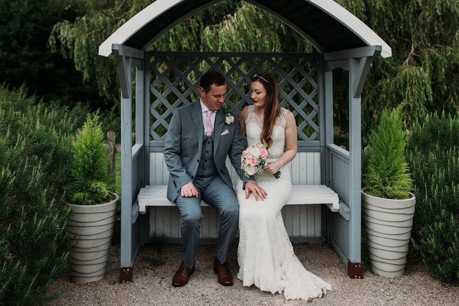 Fotografo di matrimoni Steve Jones (sjjonesphoto). Foto del 2 luglio 2019