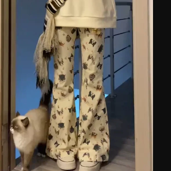 Pantalones acampanados de mujer con estampado de grafiti pintado a mano, ajuste de cordón, estilo bohemio, cómodos y llamativos.