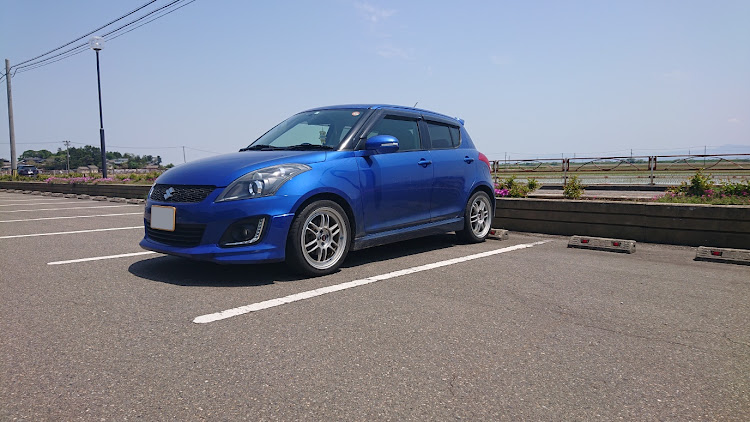 スイフトRSの新潟・ドライブ・道の駅・花と愛車・かわいい相棒に関するカスタム事例の投稿画像2枚目