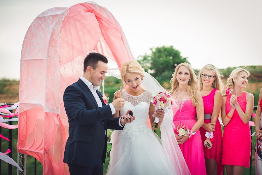 Fotografer pernikahan Svetlana Shabanova (shabanovasl). Foto tanggal 12 Juli 2015