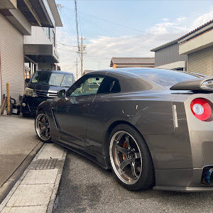 NISSAN GT-R R35