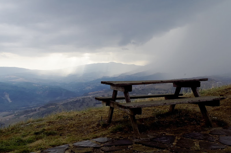 La montagna solitaria di IAphoto