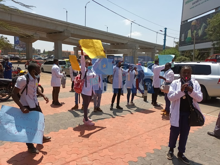 Intern Clinicians countrywide held a countrywide peaceful demonstration from GPO within the Nairobi CBD to the Ministry of Health offices with demands for delayed 7 months stipend on March 7, 2022.