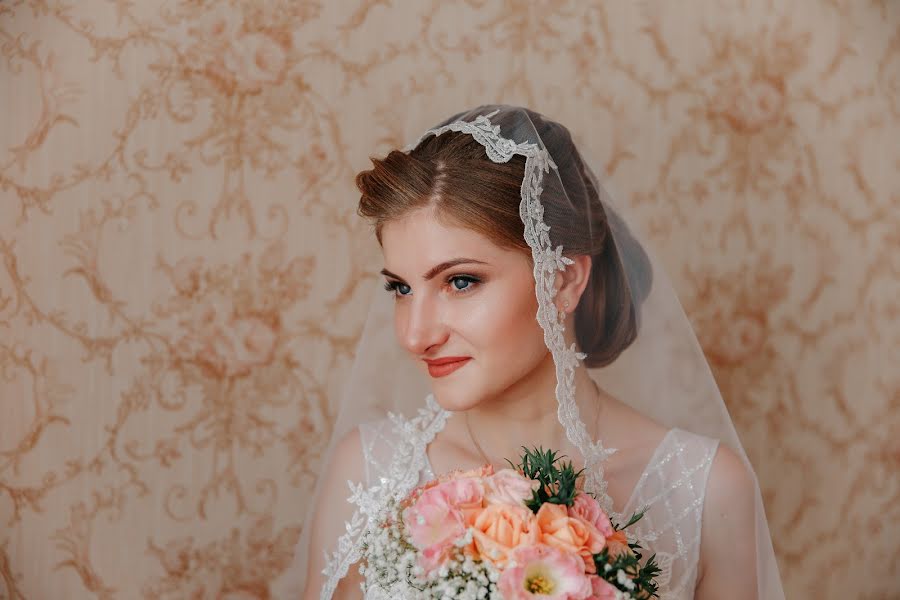 Wedding photographer Dora Komur (doracomur). Photo of 31 July 2020