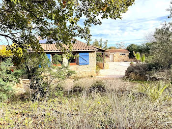 villa à Saint-Paul-en-Forêt (83)