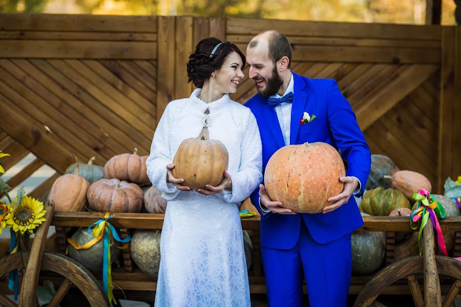 Fotografo di matrimoni Sergey Lesnikov (lesnik). Foto del 24 febbraio 2016