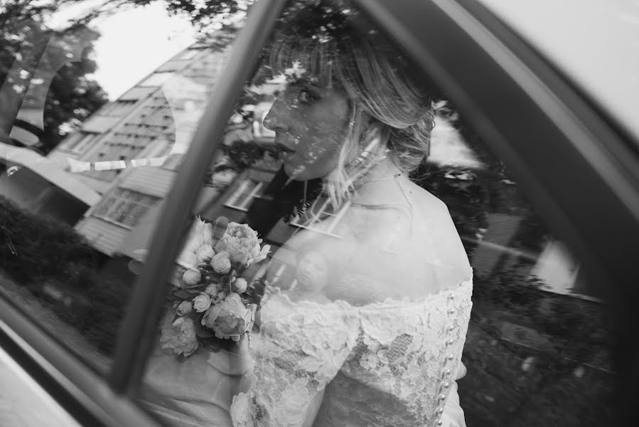 Fotógrafo de casamento Anastasiya Koncevenko (akontsevenko1327). Foto de 27 de agosto 2018