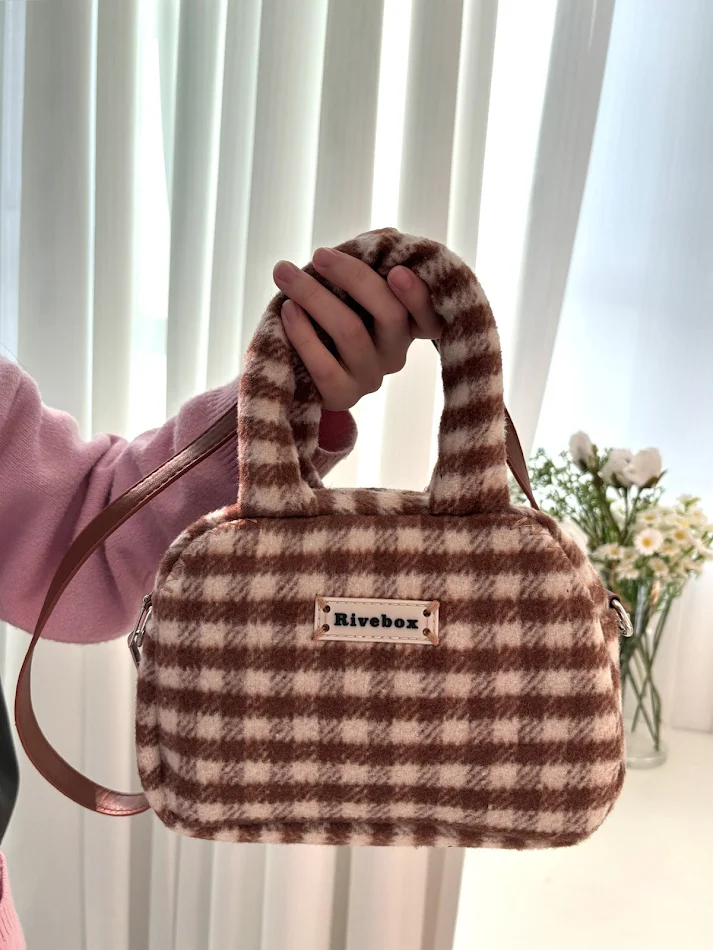 Sacoche Messenger Niche Automne et Hiver en Peluche pour Femme Sac à bandoulière Doux et Chaleureux Idéal Quotidien et Sorties Élégant