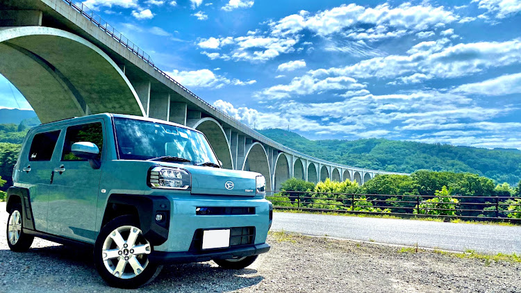 タフトのローマン橋・紫陽花と愛車・バス停コラボ・2024ベストショット8月に関するカスタム事例の投稿画像1枚目