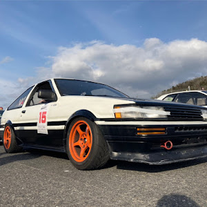 カローラレビン AE86