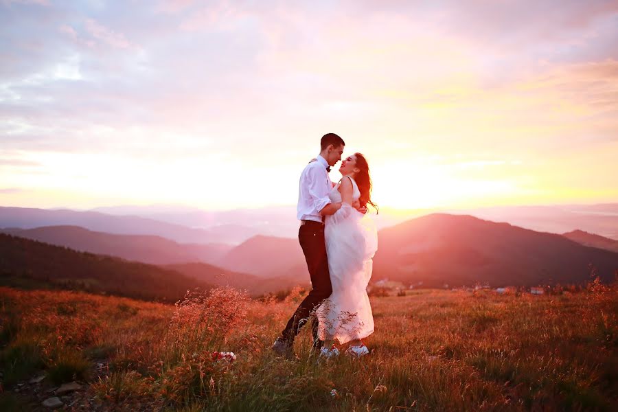 Wedding photographer Maksim Berlyuta (maximberlyuta). Photo of 23 August 2019