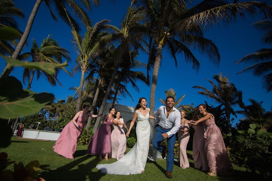 Fotografo di matrimoni Daniela Burgos (danielaburgos). Foto del 2 marzo 2017