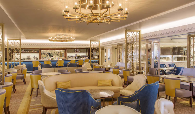 The elegant Carinthia Lounge on Queen Mary 2 