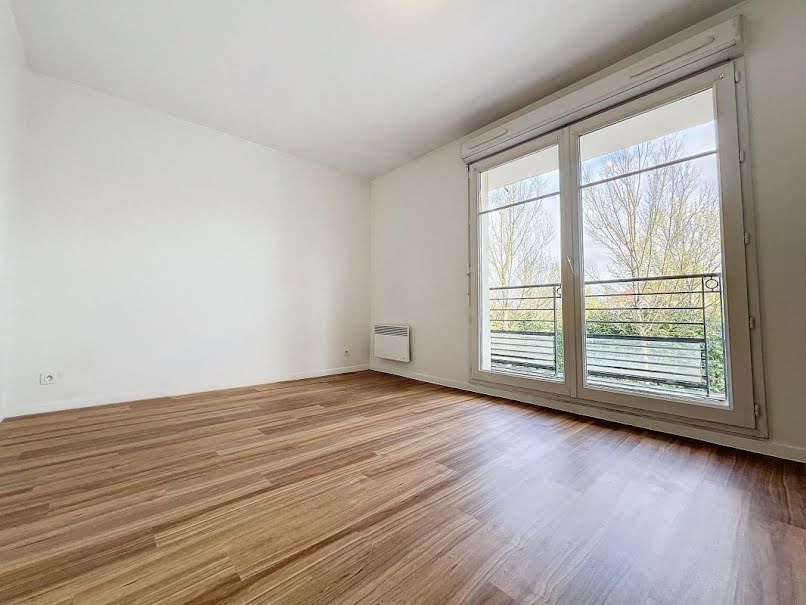 Vente appartement 1 pièce 25 m² à Lieusaint (77127), 120 000 €