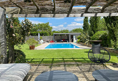 Maison avec piscine et terrasse 5