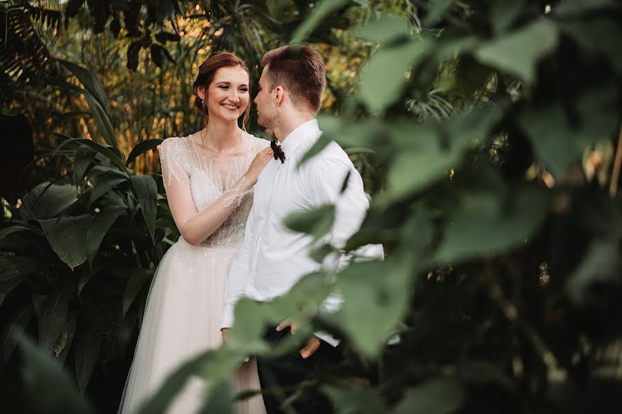 Photographe de mariage Pozytywnie Obiektywni (wiktorskladanek). Photo du 4 octobre 2023