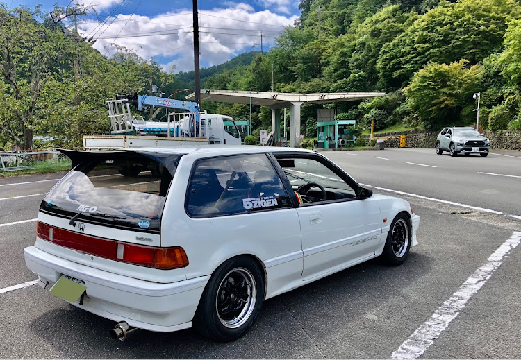 シビックの縦構図・高雄パークウェイに関するカスタム事例の投稿画像2枚目