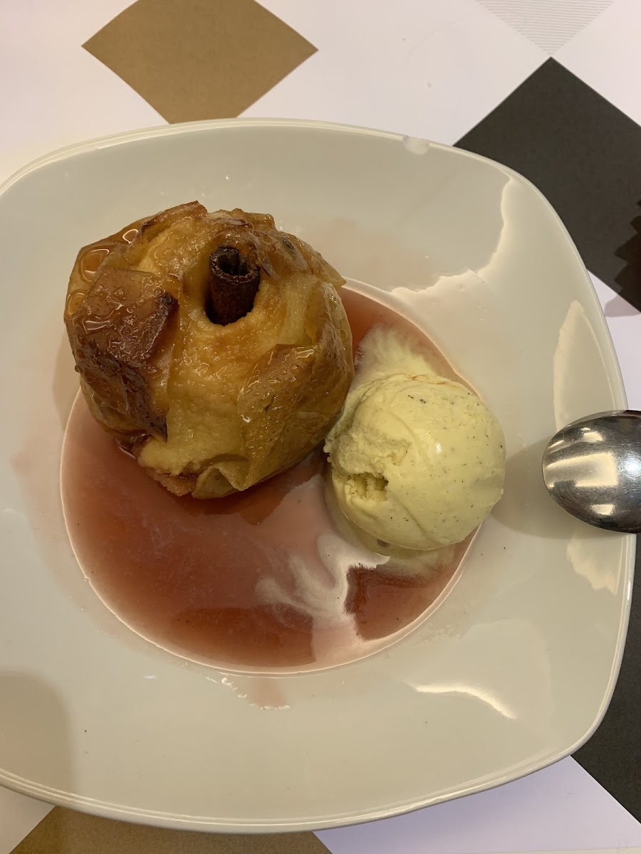 Baked apple dessert!