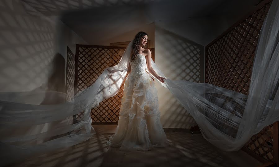 Esküvői fotós Marcello Scrofani (studio83). Készítés ideje: 2019 május 27.