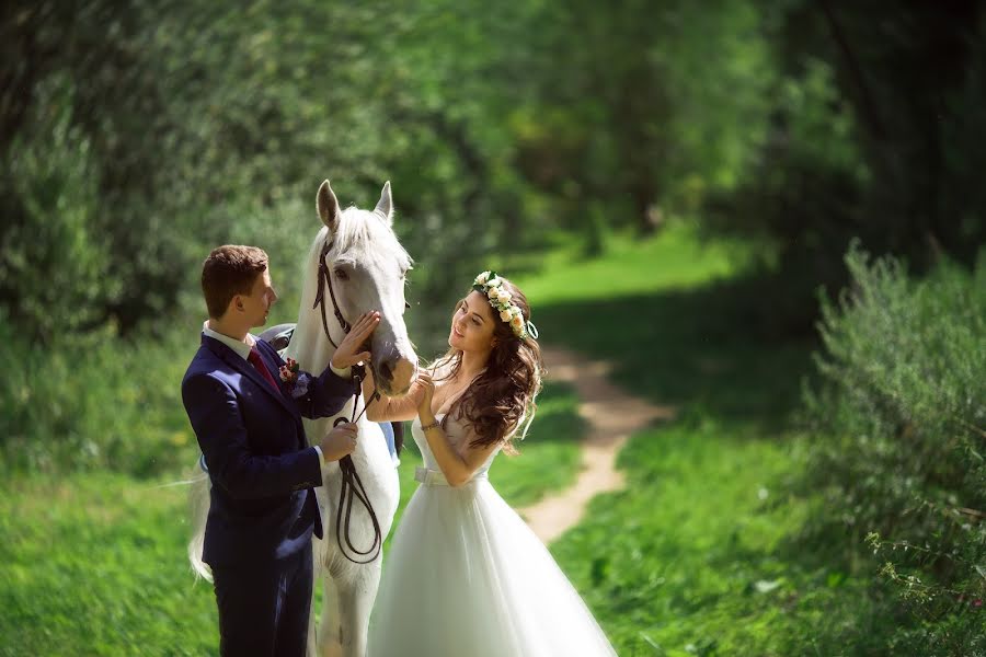 Photographe de mariage Lena Astafeva (tigrdi). Photo du 8 septembre 2015