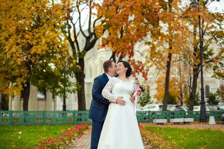 Fotógrafo de bodas Ilona Lavrova (ilonalavrova). Foto del 9 de febrero 2018