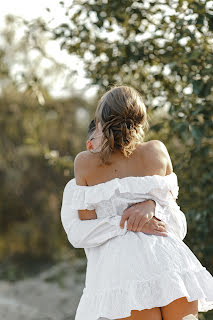 Fotógrafo de casamento Oksana Saveleva (tesattices). Foto de 15 de julho 2020