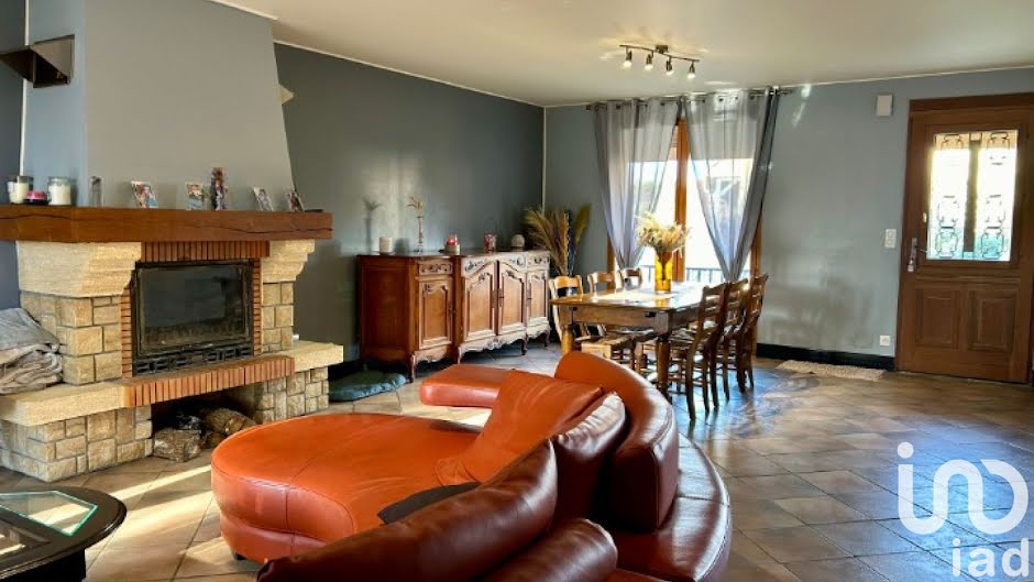 Vente maison 6 pièces 134 m² à Angerville (91670), 260 000 €