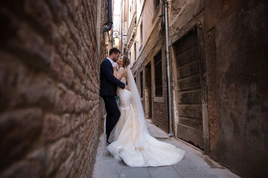 Wedding photographer Taya Kopeykina (tvkopeikina). Photo of 2 November 2018