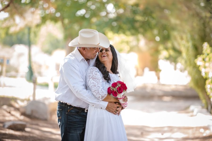 Wedding photographer Stephanie Perry (stephanieper). Photo of 30 December 2019