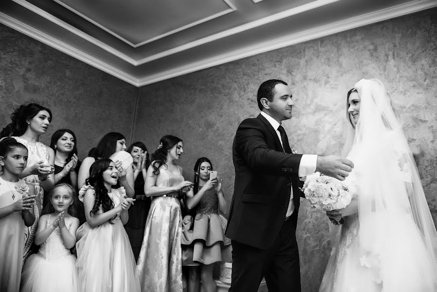 Photographe de mariage Nikolay Manvelov (nikos). Photo du 4 août 2017