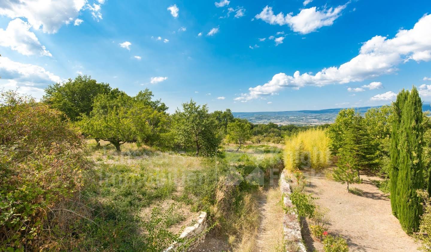 Terrain Bonnieux