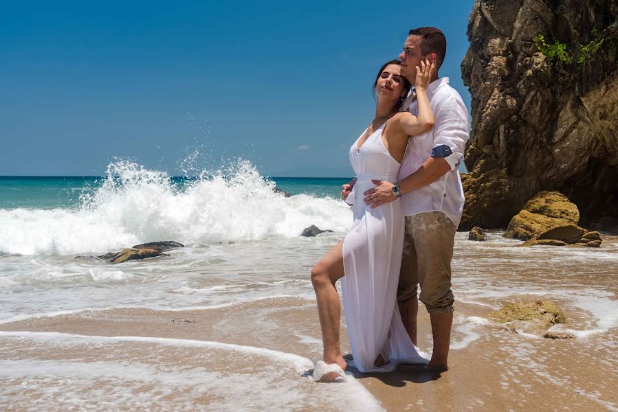 Fotógrafo de casamento Fernando Gomez (fdfotofer). Foto de 9 de setembro 2018